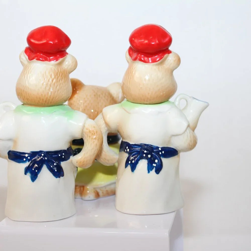 Teddy Bears - Picture 3 of 6